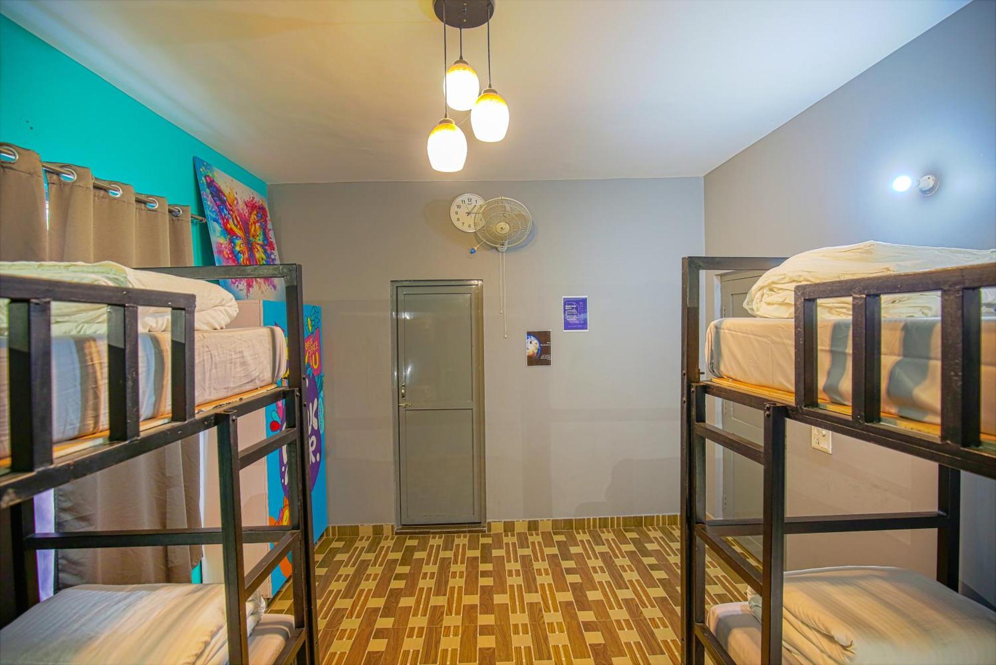 The Bunksters Bir Hostel Ngoại thất bức ảnh